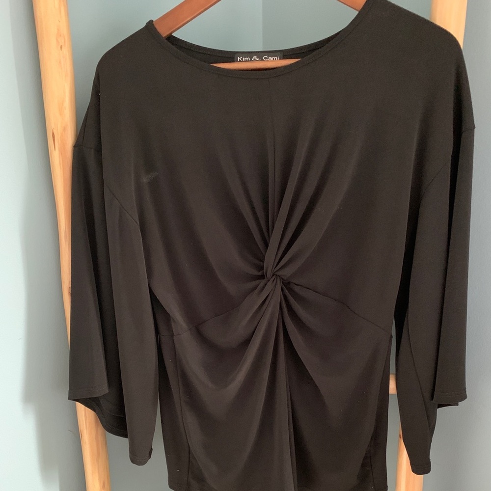 Kim & Cami black blouse size medium